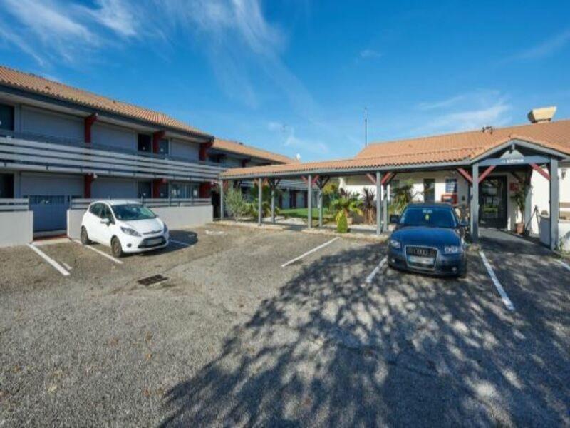 Kyriad Bordeaux - Merignac Aeroport Hotel Exterior photo