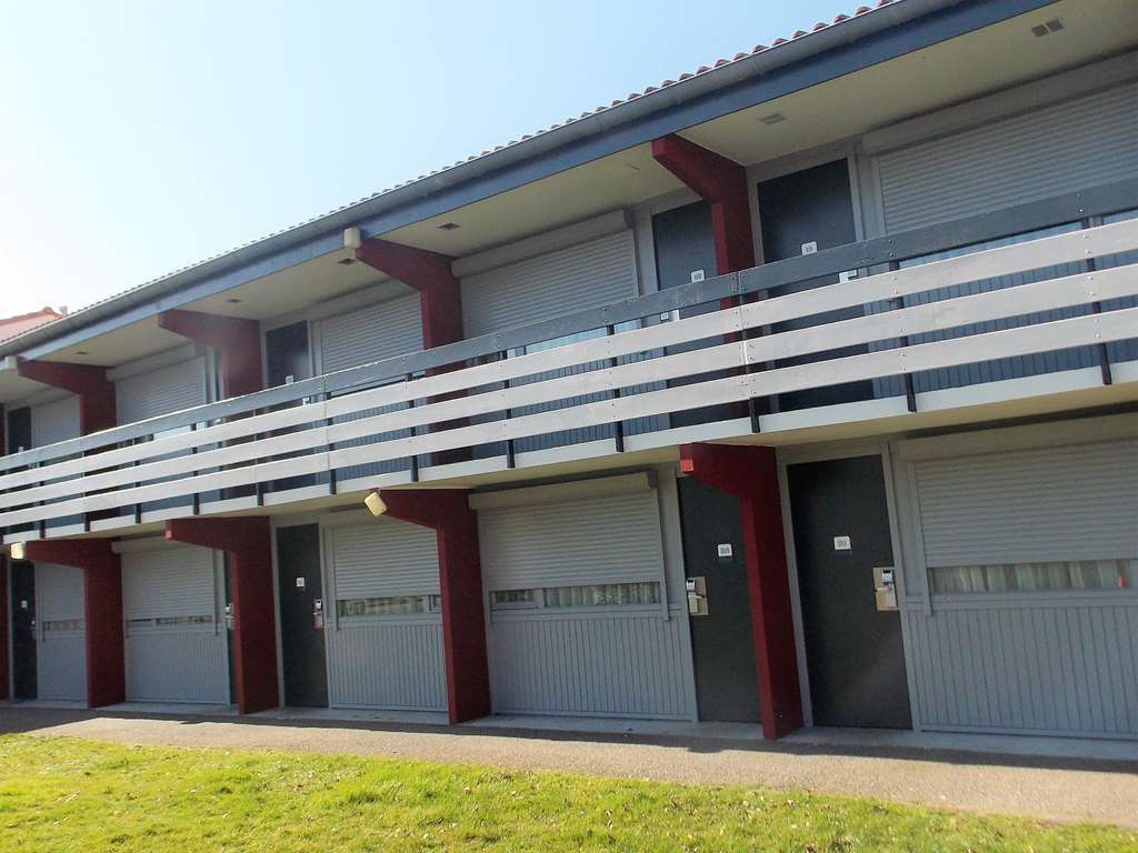 Kyriad Bordeaux - Merignac Aeroport Hotel Exterior photo